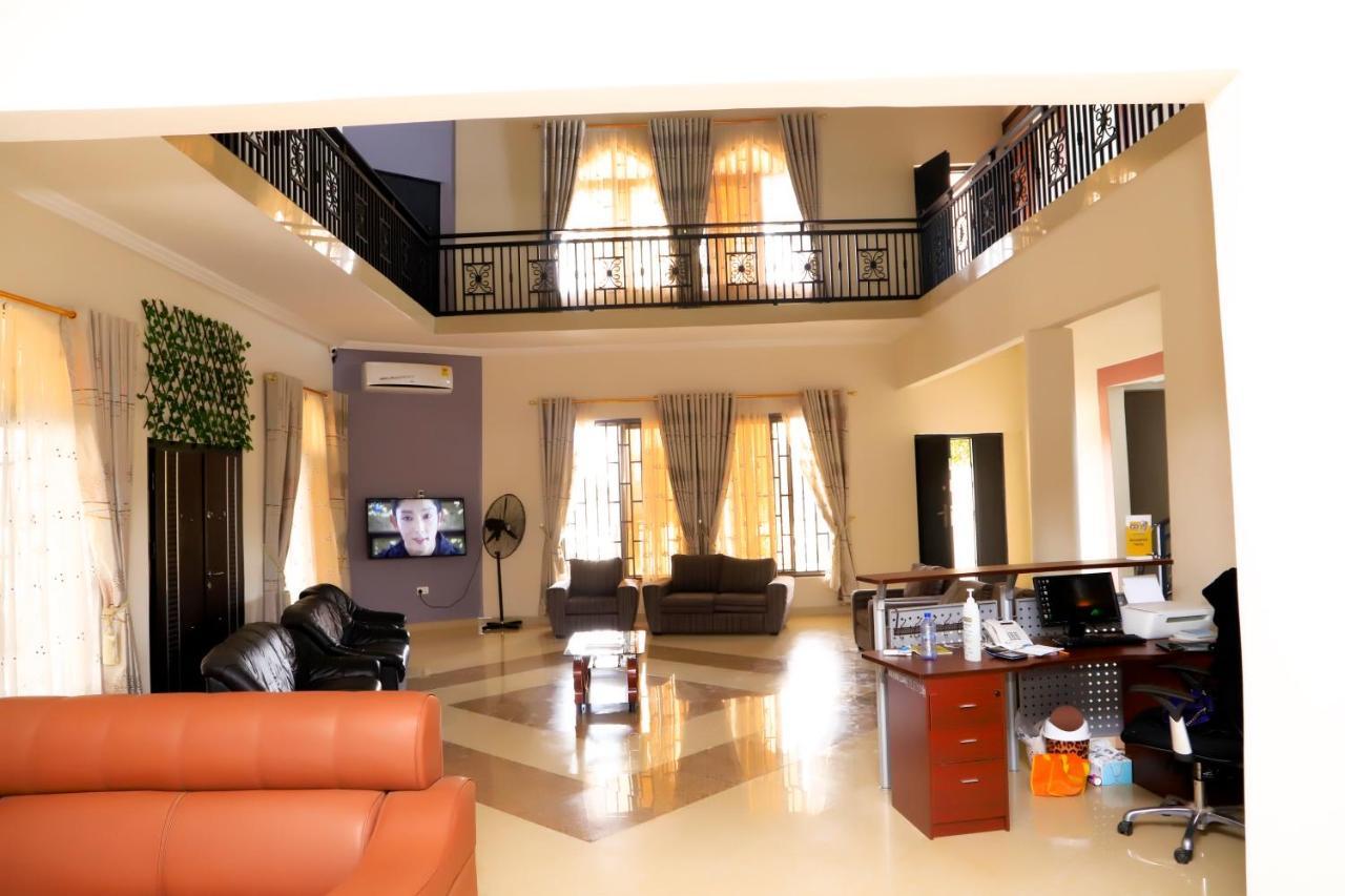 Osaah Bema Lodge Antoa Εξωτερικό φωτογραφία