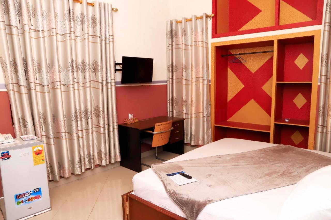 Osaah Bema Lodge Antoa Εξωτερικό φωτογραφία